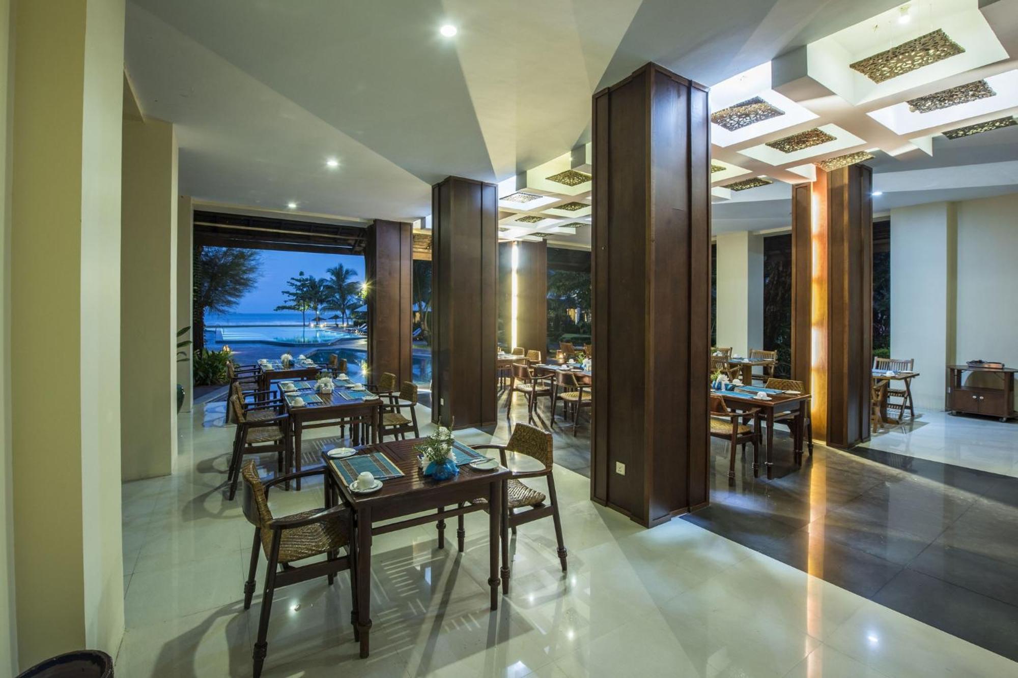 Jade Marina Resort And Spa Ngapali Kültér fotó