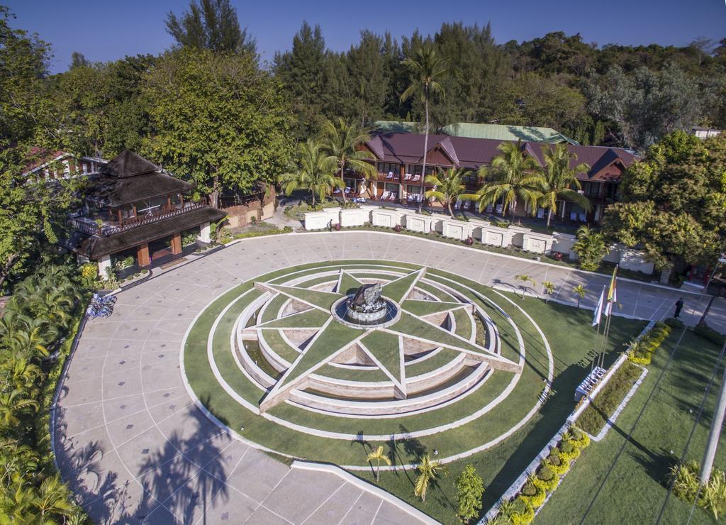 Jade Marina Resort And Spa Ngapali Kültér fotó